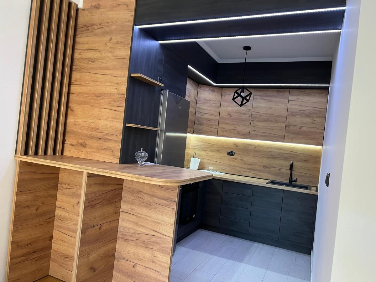 Apartamento Stan Na Dan Viktor-Lukavica SJJ Exterior foto